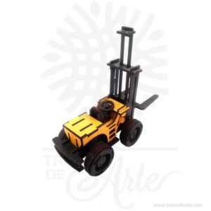 Hermosa carretilla elevadora en MDF de 3 mm, con partes móviles, la carretilla elevadora puede levantar la tarima y moverse alrededor. Cortada en láser. Una carretilla elevadora, grúa horquilla, montacargas o, coloquialmente, toro es un vehículo contrapesado en su parte trasera, que mediante dos horquillas se utiliza para subir y bajar palés. El primer prototipo de montacargas fue creado por Waterman en 1851. Se trataba de una plataforma unida a un cable. Este modelo inspiró a Otis a inventar el ascensor, un elevador con un sistema dentado, que permitía amortiguar la caída del mismo en caso de que se cortara su cable. Carretilla elevadora Tamaño 20 × 14 × 8 cm.  Color: Descripción en foto. Vendido y enviado por: Trazos de Arte. Envió rápido y seguro. Personalización Realice un pedido personalizado, podemos agregar lo que desee, como nombre, fecha, frase, logotipo, imagen o empaque regalo. Ofrecemos: Grabado por láser, grabado CNC Router, sublimado o papel adhesivo, el precio varía según el tipo de personalización que desee, encontrara más información en Servicios en nuestro menú secundario. Si desea cotizar o tiene preguntas presione el botón Cotizar personalización con gusto las responderemos.