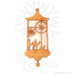 Hermosos aplique pesebre cortado en láser en MDF de 3 mm de alta calidad. Son una excelente alternativa para decorar el árbol, cajas, tarjetas, cuadros lo que se quiera. Son una excelente alternativa para personalizar suvenir para  empresas o para amigos y familiares. La Navidad (en latín: nativitas, ‘nacimiento’), también llamada coloquialmente «pascua»,​ es una de las festividades más importantes del cristianismo, junto con la Pascua de resurrección y Pentecostés. Esta solemnidad, que conmemora el nacimiento de Jesucristo en Belén, se celebra el 25 de diciembre en la Iglesia católica, en la Iglesia anglicana, en algunas comunidades protestantes y en la mayoría de las Iglesias ortodoxas. En cambio, se festeja el 7 de enero en otras Iglesias ortodoxas como la Iglesia ortodoxa rusa o la Iglesia ortodoxa de Jerusalén, que no aceptaron la reforma hecha al calendario juliano para pasar al calendario conocido como gregoriano, nombre derivado de su reformador, el papa Gregorio XIII. El 25 de diciembre es un día festivo en muchos países celebrado por millones de personas alrededor del mundo y también por un gran número de no cristianos.   Aplique adorno navidad Material: MDF de 3 mm de alta calidad Color: Foto Tamaño 16,5 x 7 cm Vendido y enviado por: Trazos de Arte. Envió rápido y seguro. Personalización Realice un pedido personalizado, podemos agregar lo que desee, como nombre, fecha, frase, logotipo, imagen o empaque regalo. Ofrecemos: Grabado por láser, grabado CNC Router, sublimado o papel adhesivo, el precio varía según el tipo de personalización que desee, encontrara más información en Servicios en nuestro menú secundario. Si desea cotizar o tiene preguntas presione el botón Cotizar personalización con gusto las responderemos.