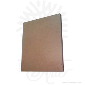 Retablo en Mdf de 3mm crudo de 50 X 40 cm listos para pintar o decorar,  Los retablos son un elemento decorativo  de fácil instalación, larga duración y excelente calidad. Cuentan con una textura lisa y peso liviano, gracias al grosor de 9 mm en el que están hechos, permiten ser lijados, pintados y decorados con diferentes técnicas artísticas. Pueden usarse para personalizar la decoración  de una empresa, oficina o casa,  realizar anuncios o cuadros corporativos o educativos. También puedes hacer diseños temáticos para temporadas como Navidad, San Valentín, Halloween, entre otros. Estos retablos permiten hacer bellos portaretratos y cuadros con tecnicas como  pintura acrílica, pintura al óleo, patinas, aerografía, figuras en foami, contracolado, resinados, texturizados, pirograbados, lacados, entre otras técnicas. Si deseas un tamaño de retablo en especial nosotros lo fabricamos. Retablo en Mdf de 3mm crudo de 50 X 40 cm Material: MDF de 3 mm de Alta Calidad en el panel frontal y MDF de 9 mm en el marco y soporte Tamaño 50 x 40 x 3 cm Color: Descripción en foto. Fecha estimada de entrega: De 4 a 6 días habiles (en Bogotá, Medellín, Cali), al resto del  país de 4  a 14 días. Vendido y enviado por: Trazos de Arte. Envió rápido y seguro Personalización Realice un pedido personalizado, podemos agregar lo que desee, como nombre, fecha, frase, logotipo, imagen o empaque regalo. Ofrecemos: Grabado por láser, grabado CNC Router, sublimado o papel adhesivo, el precio varía según el tipo de personalización que desee, encontrara más información en Servicios en nuestro menú secundario. Si desea cotizar o tiene preguntas presione el botón Cotizar personalización con gusto las responderemos.