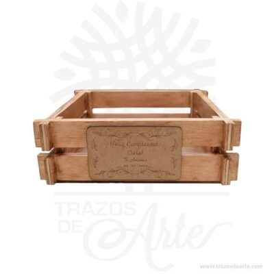 Canasta en triplex de pino de 20 x 20 x 7 cm