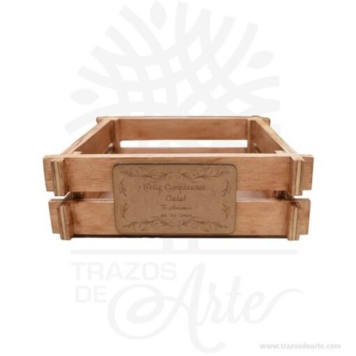 Canasta en triplex de pino de 20 x 20 x 7 cm