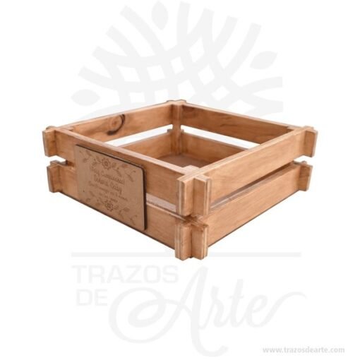 Canasta en triplex de pino de 20 x 20 x 7 cm