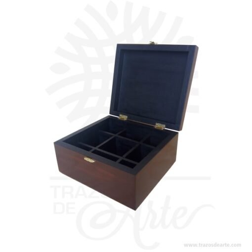 Caja elegante de madera de pino