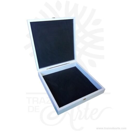 Caja estuche en madera de 38 x 38 x 8 cm pintada de blanco