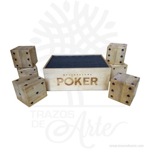 Dados gigantes en pino