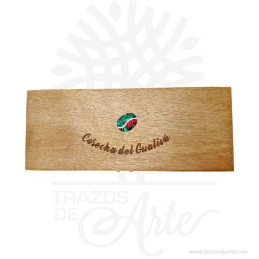Caja madera de pino y triplex de Okume
