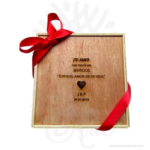 Caja de madera fotógrafo 23 X 23 X 5 cm