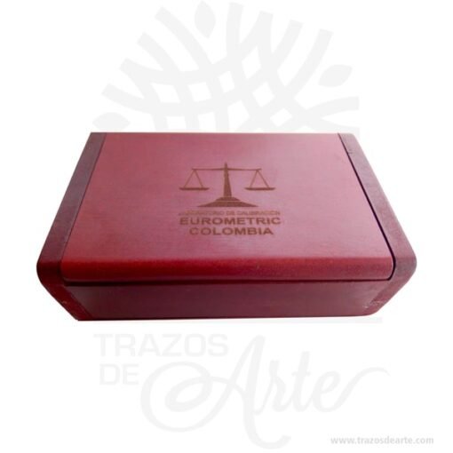Caja estuche dulces de 15,5 X 9,5  X 5 cm pintada