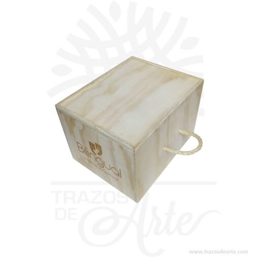 Caja en madera triplex de pino y manijas lazo