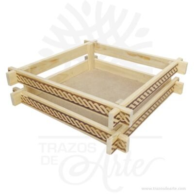 Canasto labrado 22 x 22 x 7 cm en crudo