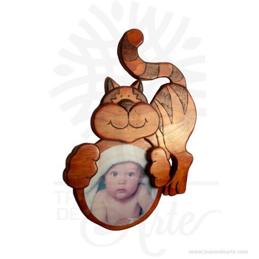 Gato intarsia