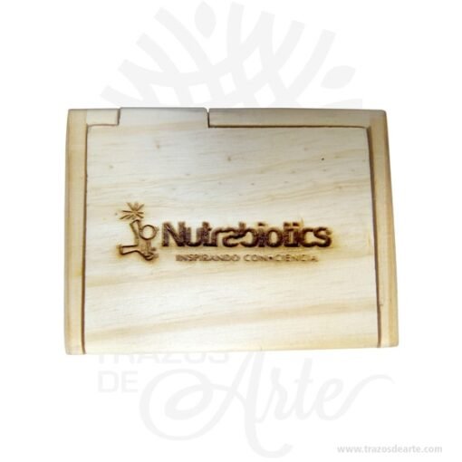 Caja tarjetero con pestaña en madera